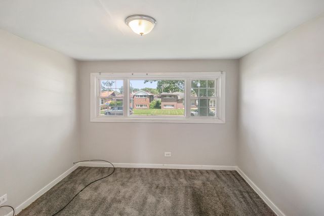 12138 S Elizabeth Street, Chicago, IL 60643