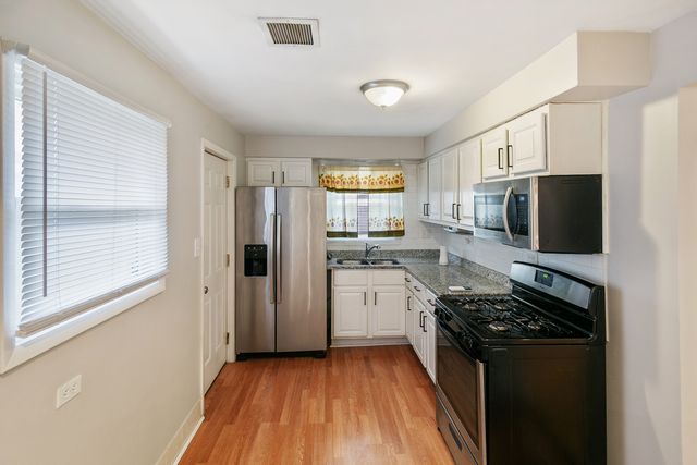 12138 S Elizabeth Street, Chicago, IL 60643