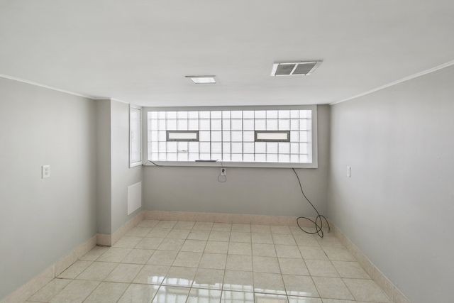 12138 S Elizabeth Street, Chicago, IL 60643