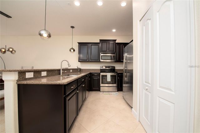 1225 LONG COVE LOOP 1225, Davenport, FL 33896