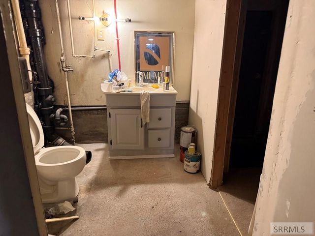 1181 Bingham Avenue, Idaho Falls, ID 83402