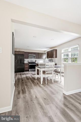 102 RUTLEDGE CT, North Wales, PA 19454