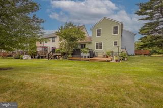 102 RUTLEDGE CT, North Wales, PA 19454