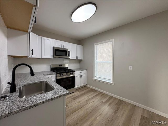 7027 Plateau Avenue, St Louis, MO 63117