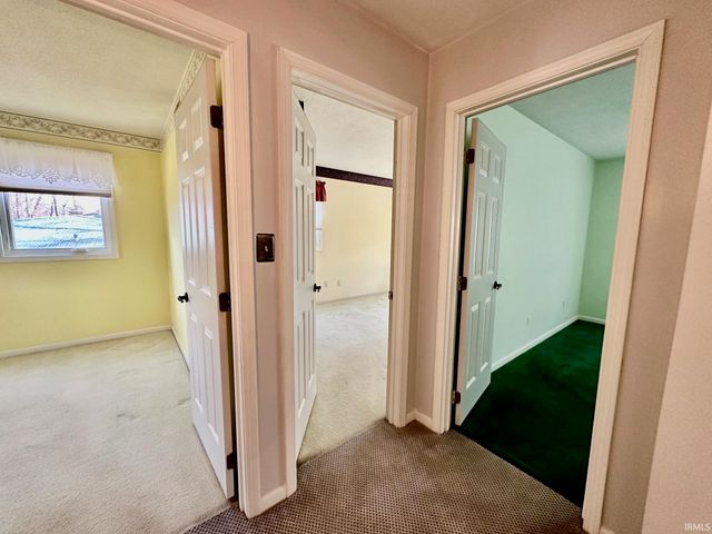 9324 Saratoga Road, Fort Wayne, IN 46804