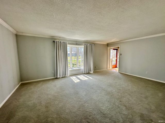 9324 Saratoga Road, Fort Wayne, IN 46804