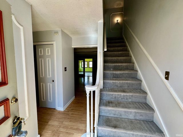 9324 Saratoga Road, Fort Wayne, IN 46804