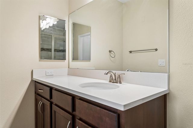 1231 GODAVARI WAY 204, Wesley Chapel, FL 33543