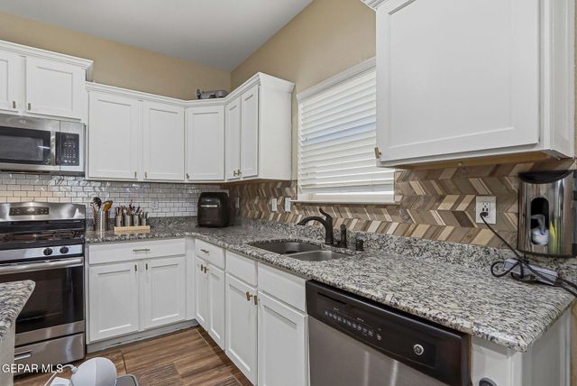 14449 FERNANDO ZUBIA, El Paso, TX 79938