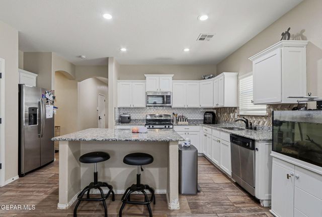 14449 FERNANDO ZUBIA, El Paso, TX 79938