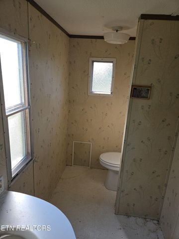 871 N Old Grey Ridge Rd, Friendsville, TN 37737