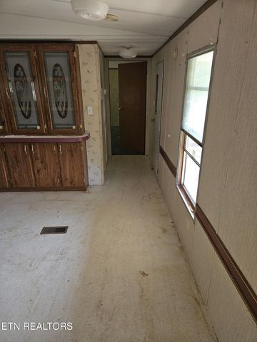 871 N Old Grey Ridge Rd, Friendsville, TN 37737