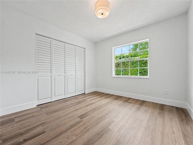 10262 SW 127th Pl, Miami, FL 33186