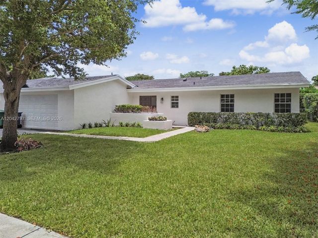 10262 SW 127th Pl, Miami, FL 33186