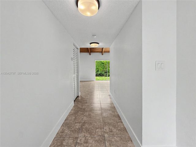 10262 SW 127th Pl, Miami, FL 33186