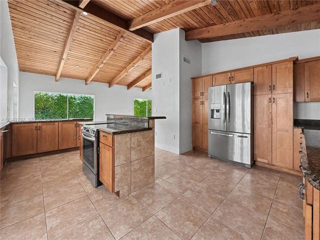 10262 SW 127th Pl, Miami, FL 33186