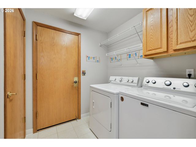 16818 Se 18TH St, Vancouver, WA 98683