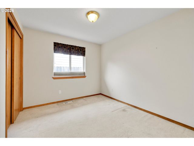 16818 Se 18TH St, Vancouver, WA 98683