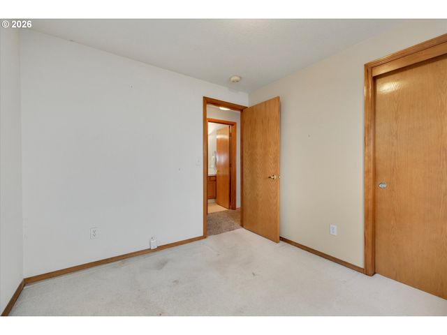 16818 Se 18TH St, Vancouver, WA 98683