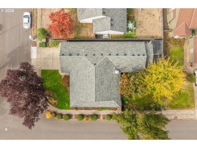 16818 Se 18TH St, Vancouver, WA 98683