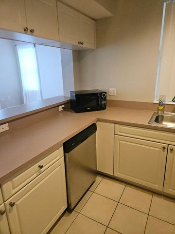 6758 W Sample Road 6758, Coral Springs, FL 33067