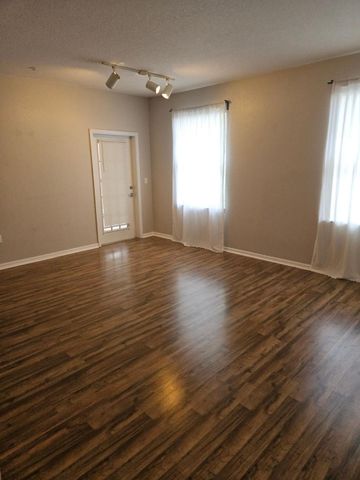 6758 W Sample Road 6758, Coral Springs, FL 33067