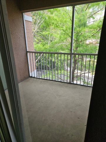 6758 W Sample Road 6758, Coral Springs, FL 33067