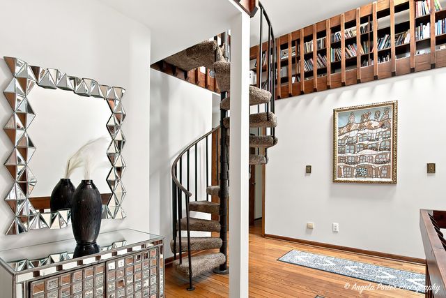 118 Brookbridge Road, Trout Valley, IL 60013