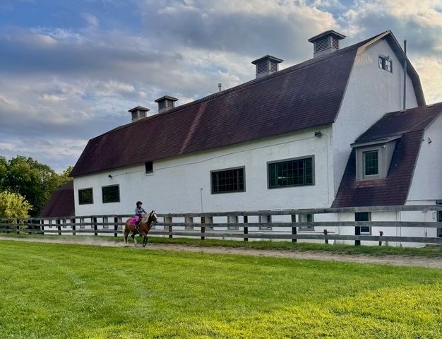 118 Brookbridge Road, Trout Valley, IL 60013