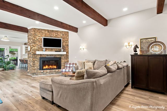 118 Brookbridge Road, Trout Valley, IL 60013