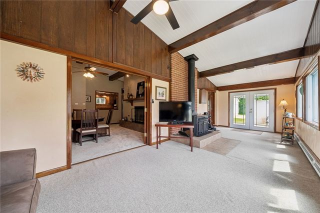 106 Daums Ln, Penn Twp, PA 15085