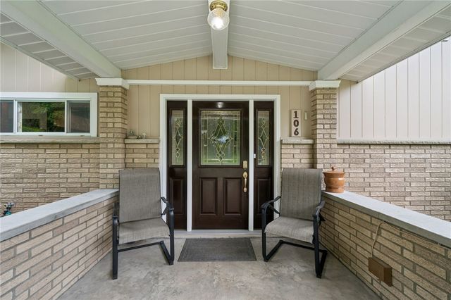 106 Daums Ln, Penn Twp, PA 15085