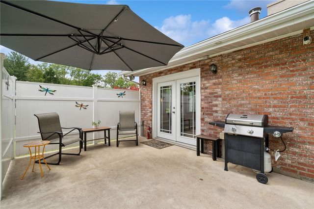 106 Daums Ln, Penn Twp, PA 15085