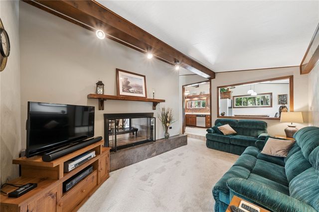 106 Daums Ln, Penn Twp, PA 15085
