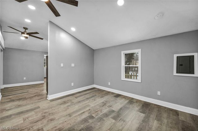 491 E 39th Street, Lorain, OH 44055