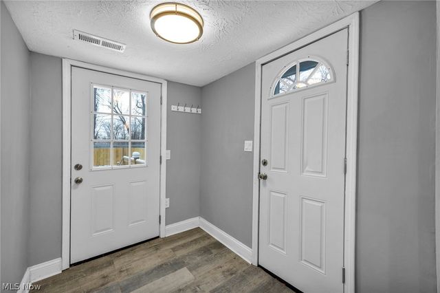 491 E 39th Street, Lorain, OH 44055