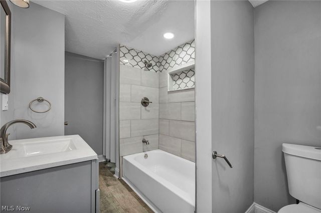 491 E 39th Street, Lorain, OH 44055