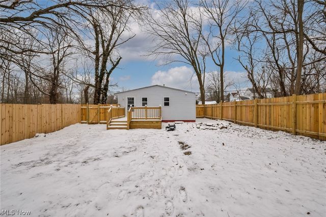 491 E 39th Street, Lorain, OH 44055