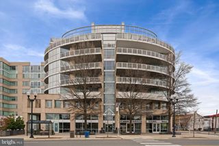 3409 WILSON BLVD #301, Arlington, VA 22201