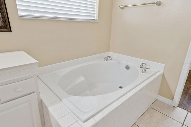 13429 FALCON POINTE DRIVE, Orlando, FL 32837