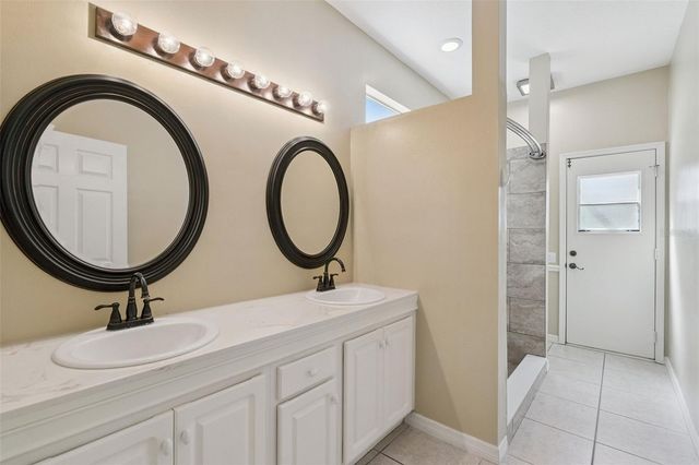 13429 FALCON POINTE DRIVE, Orlando, FL 32837