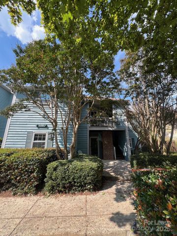 3218 Selwyn Farms Lane 1, Charlotte, NC 28209