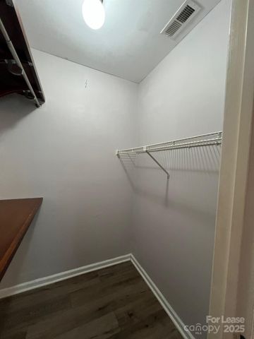 3218 Selwyn Farms Lane 1, Charlotte, NC 28209