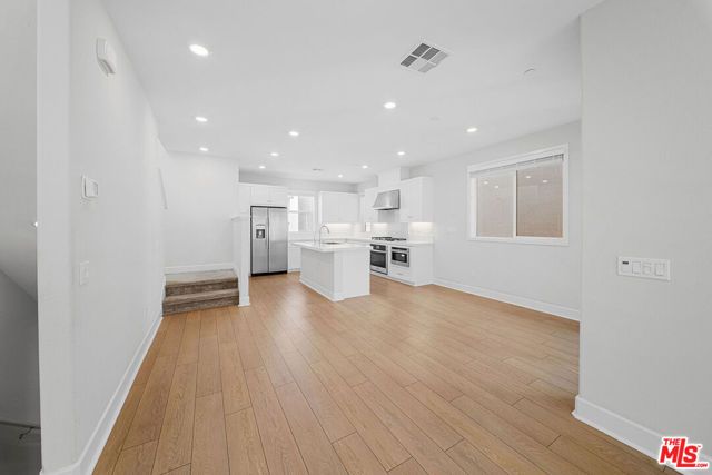 2413 Little Rock Lane, Simi Valley, CA 93065