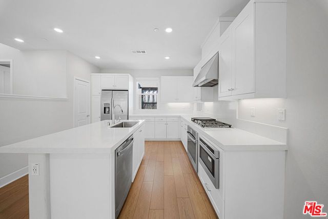 2413 Little Rock Lane, Simi Valley, CA 93065