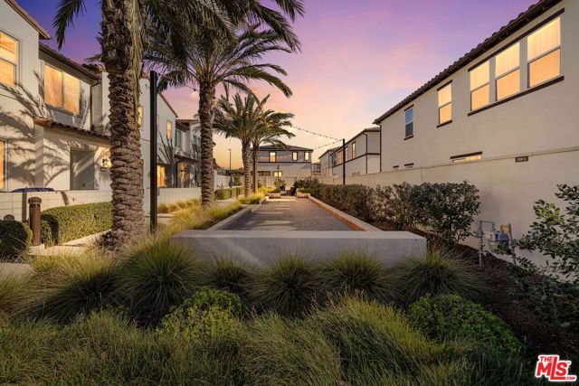 2413 Little Rock Lane, Simi Valley, CA 93065