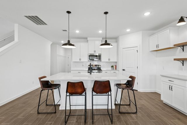 7918 Jasper Meadows Way, Angleton, TX 77515