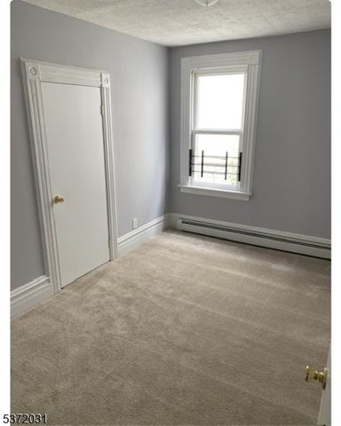 160 Pierson St, City Of Orange Twp., NJ 07050