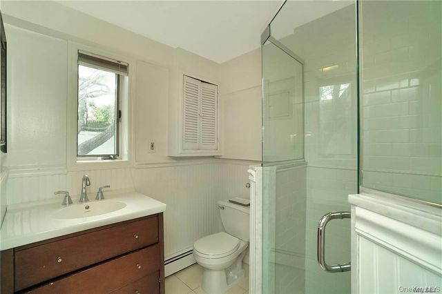 215 Roosevelt Boulevard, Long Beach, NY 11561