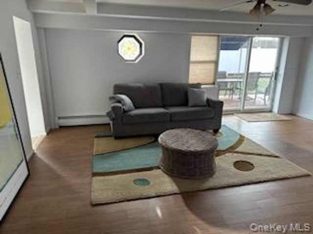 215 Roosevelt Boulevard, Long Beach, NY 11561